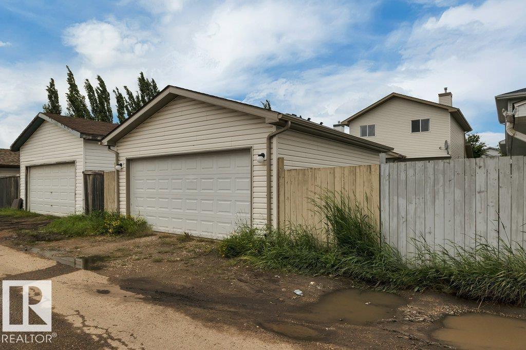 Photo 39 of 3013 49 St, Beaumont AB