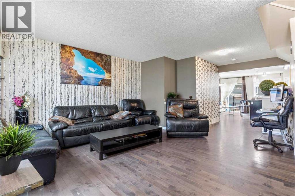 Photo 22 of 81 Auburn Crest Lane Se, Calgary AB
