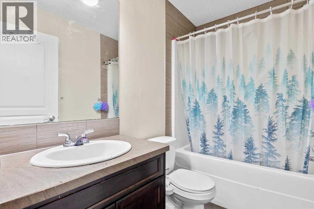 Photo 11 of 81 Auburn Crest Lane Se, Calgary AB