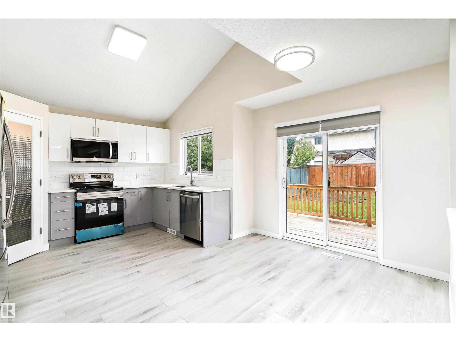 Photo 30 of 12828 144 Av Nw, Edmonton AB