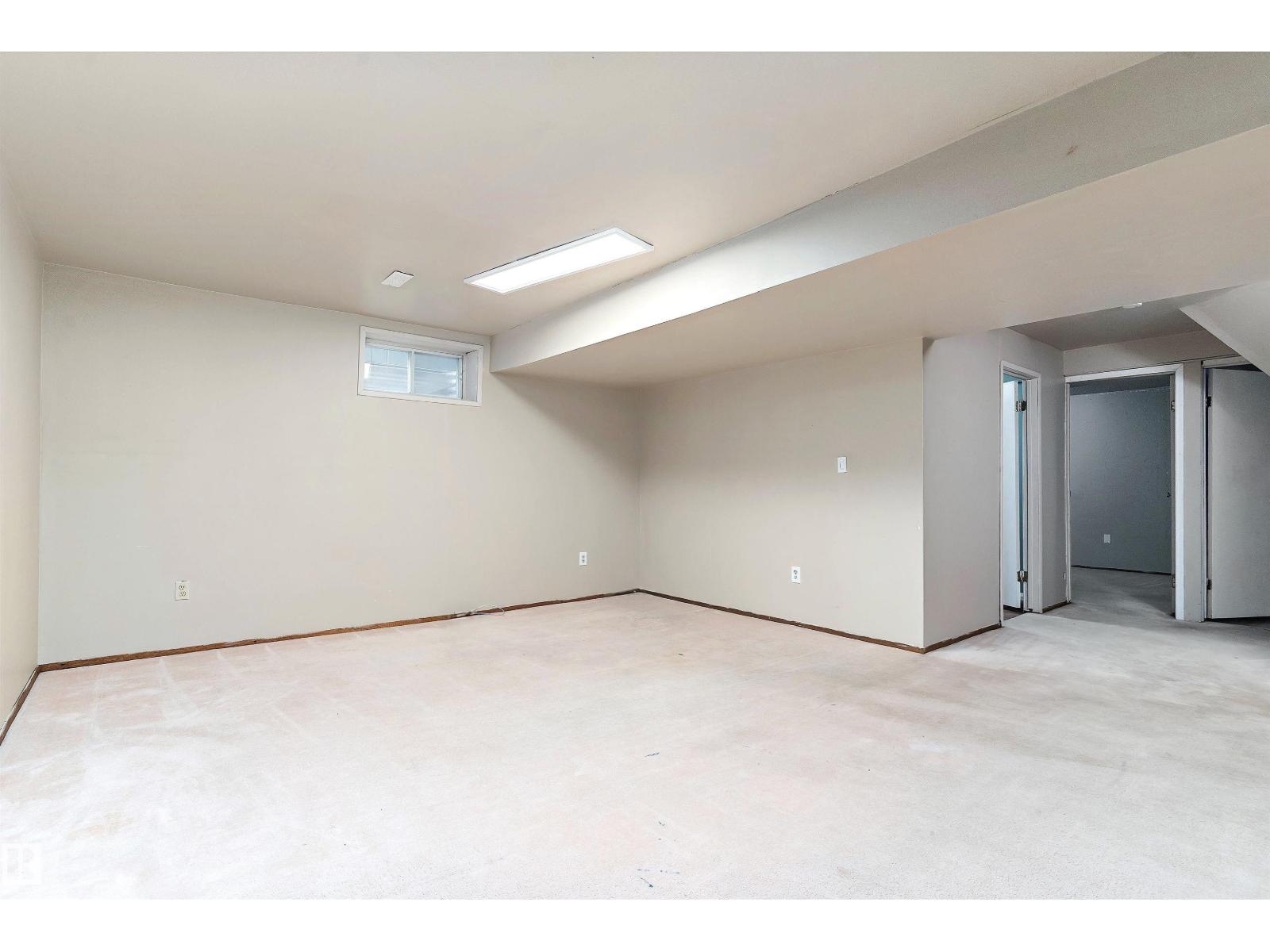 Photo 35 of 12828 144 Av Nw, Edmonton AB