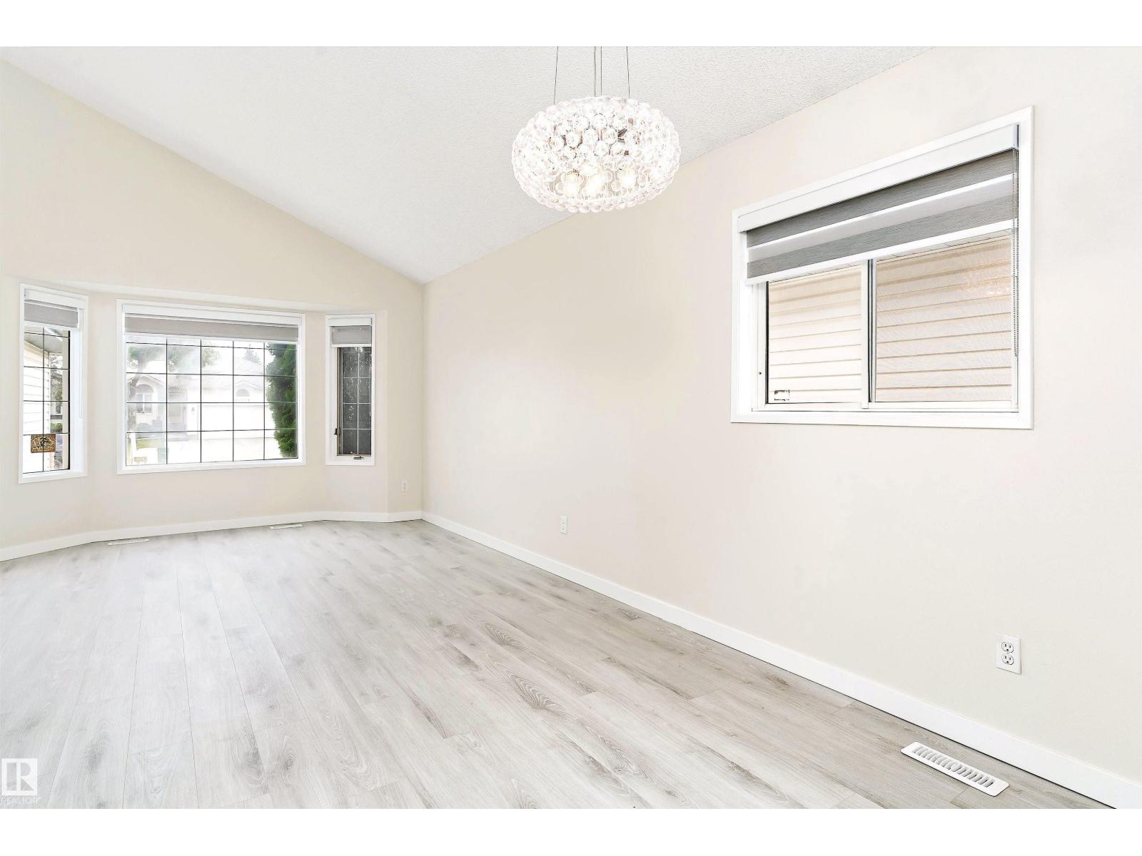 Photo 7 of 12828 144 Av Nw, Edmonton AB