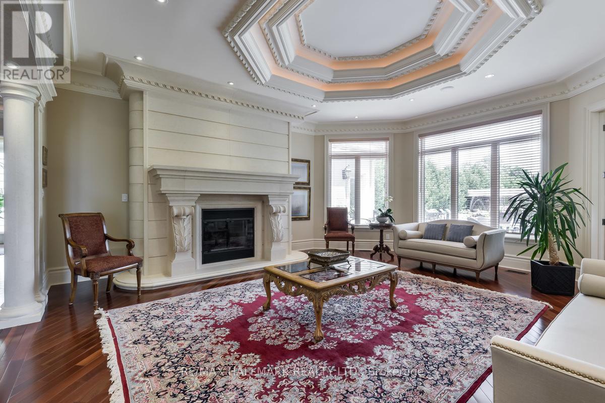 Photo 38 of 776 Woodland Acres Crescent, Vaughan ON