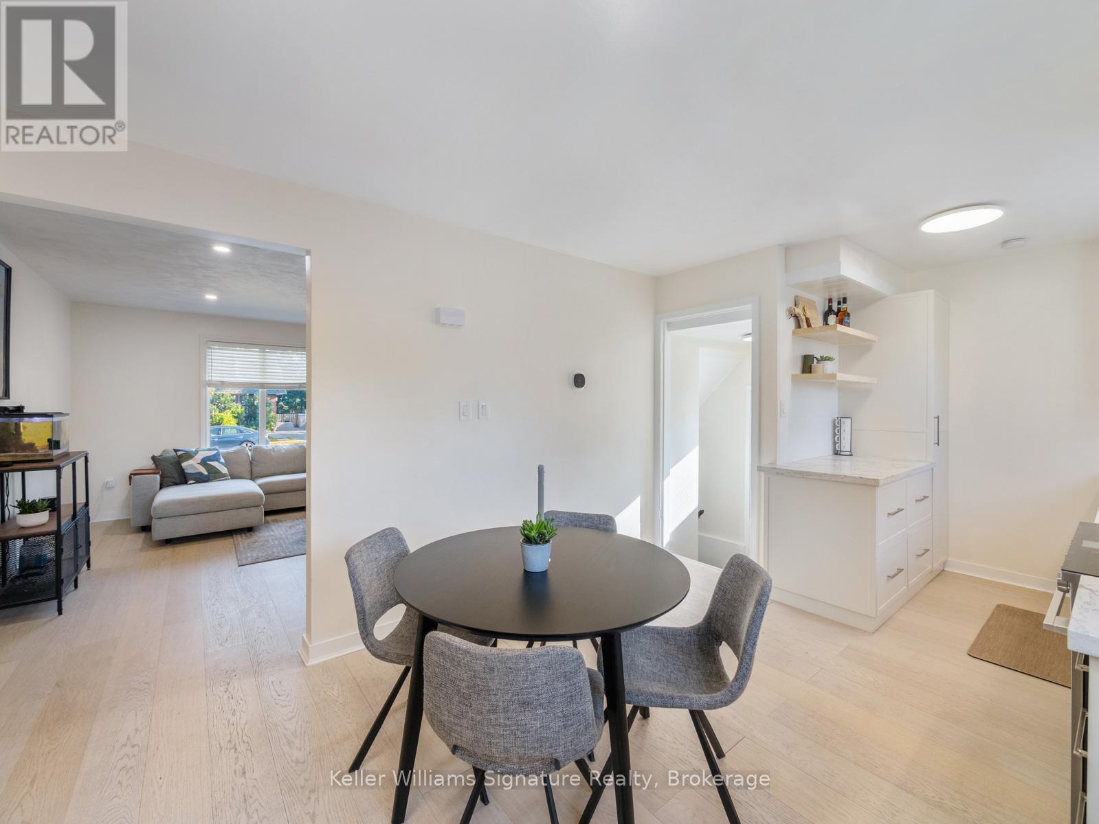 Photo 19 of 153 Dudhope Avenue, Cambridge ON