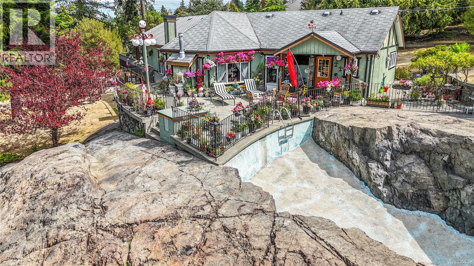 Photo 18 of 936 Walfred Rd, Langford BC