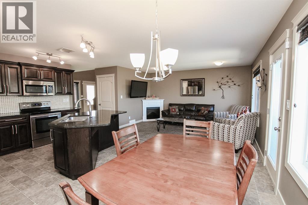 Photo 5 of 6 Almond Crescent, Blackfalds AB