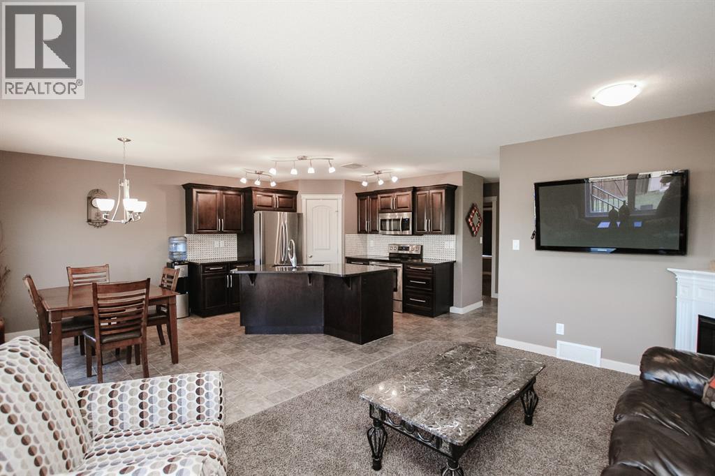Photo 32 of 6 Almond Crescent, Blackfalds AB