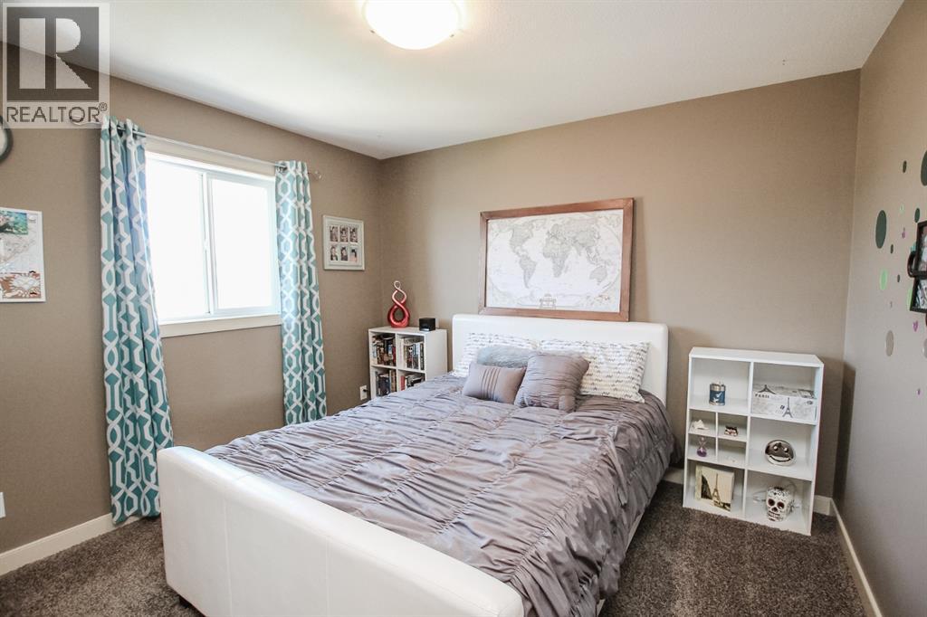 Photo 11 of 6 Almond Crescent, Blackfalds AB