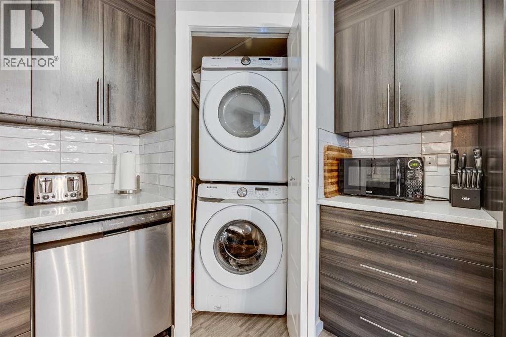 Single Family House for Sale in    Street SW Glenbrook Calgary 