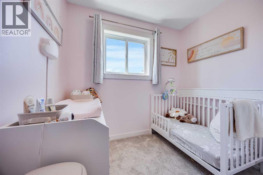 Single Family House for Sale in    Street SW Glenbrook Calgary 