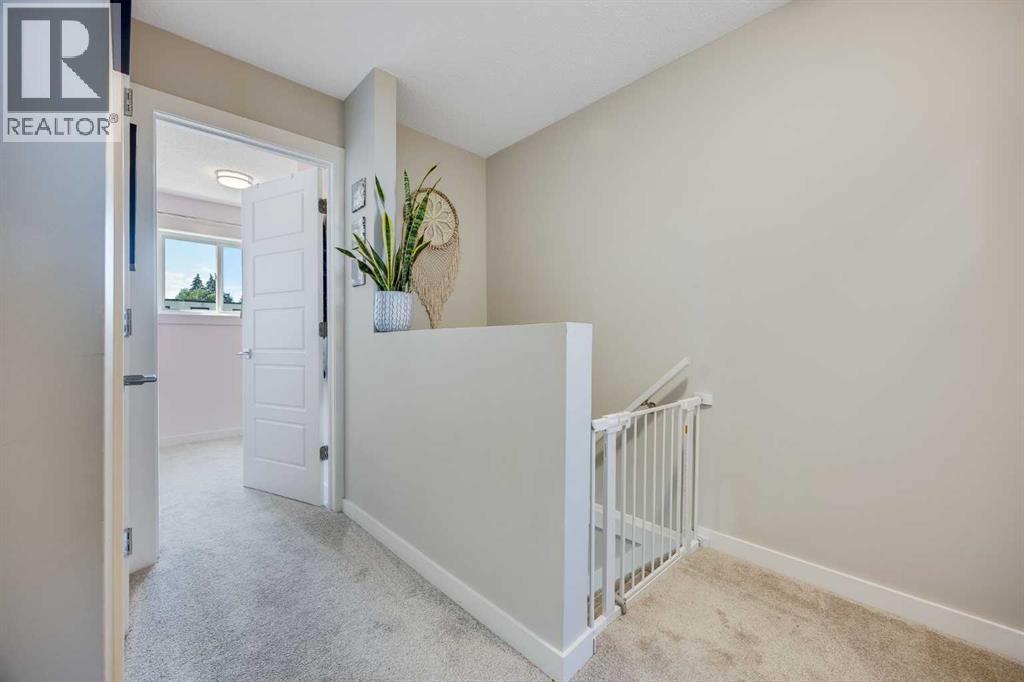 Single Family House for Sale in    Street SW Glenbrook Calgary 