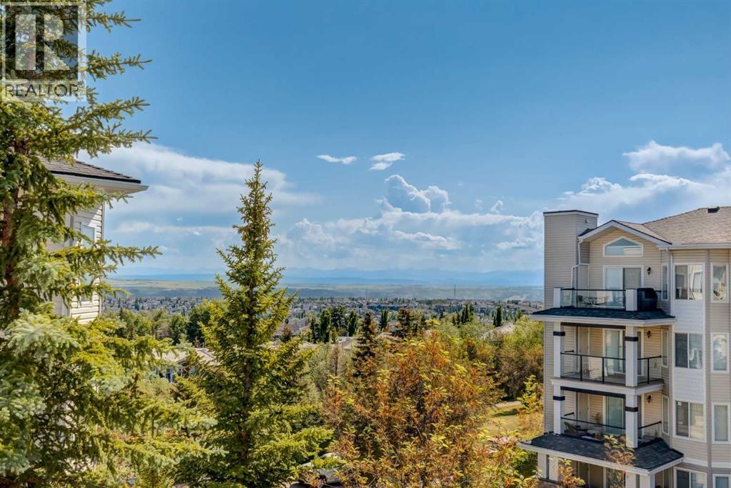 Single Family House for Sale in   Rocky Vista Park NW Rocky Ridge Calgary 