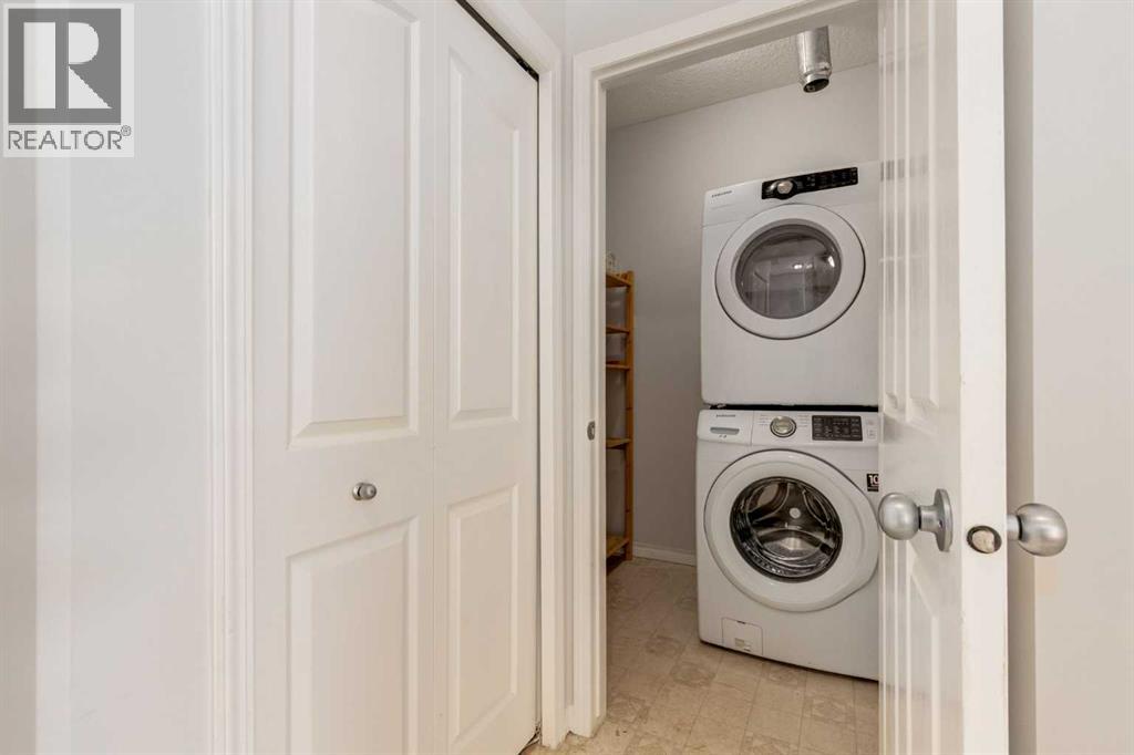 Single Family House for Sale in   Rocky Vista Park NW Rocky Ridge Calgary 