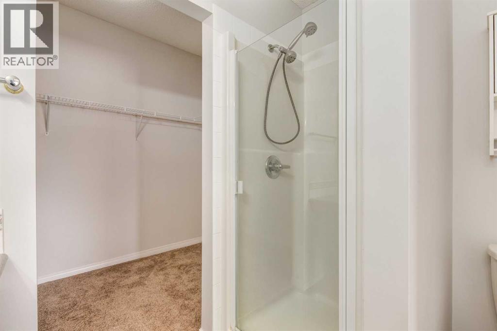 Single Family House for Sale in   Rocky Vista Park NW Rocky Ridge Calgary 