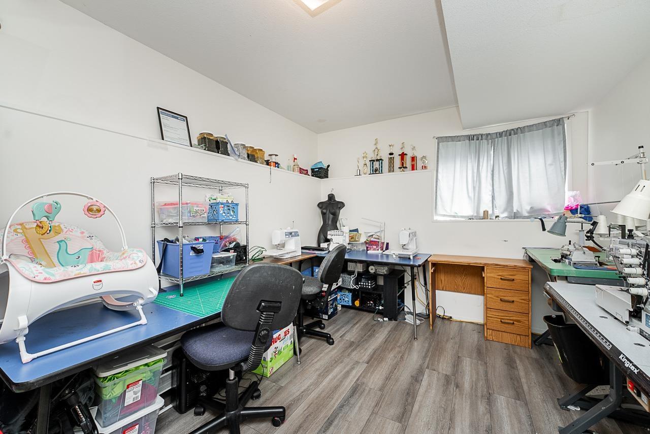 Photo 29 of 34686 St Matthews Way, Abbotsford BC