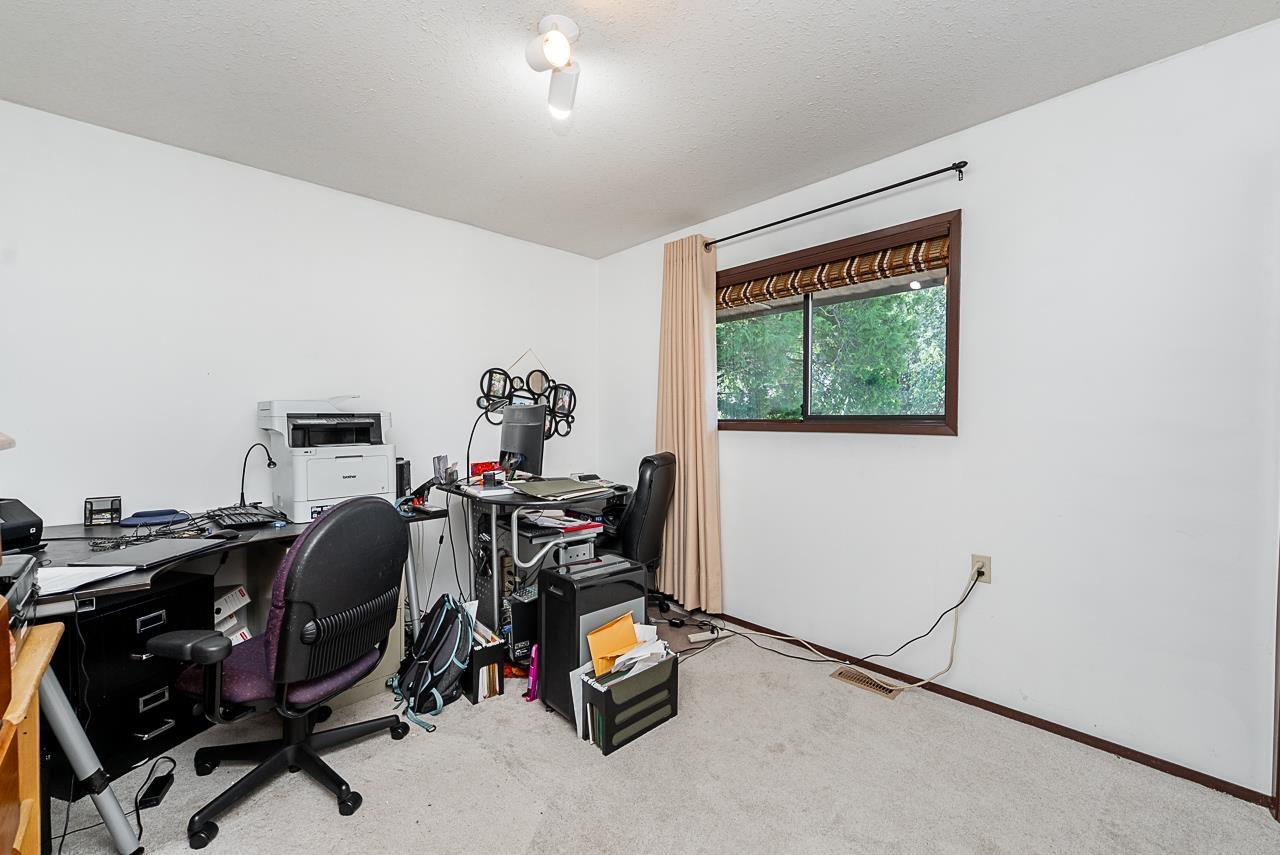 Photo 20 of 34686 St Matthews Way, Abbotsford BC