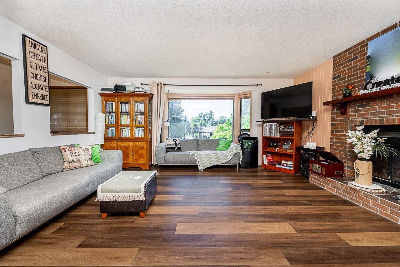 Photo 7 of 34686 St Matthews Way, Abbotsford BC