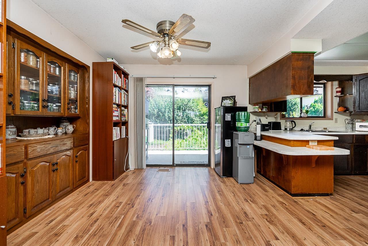 Photo 8 of 34686 St Matthews Way, Abbotsford BC