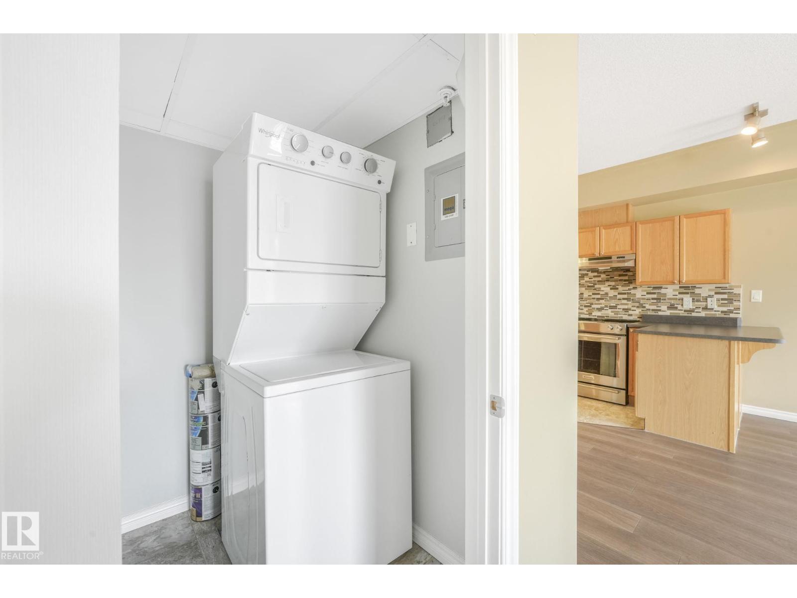 Photo 10 of 310 10606 102 Av Nw, Edmonton AB
