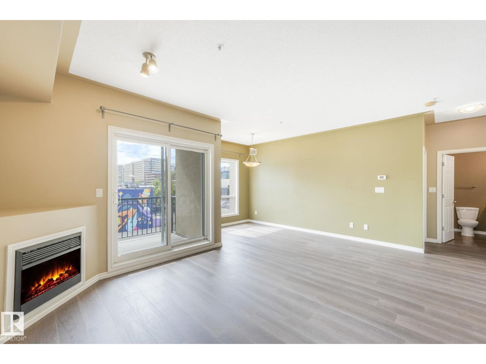 Photo 7 of 310 10606 102 Av Nw, Edmonton AB