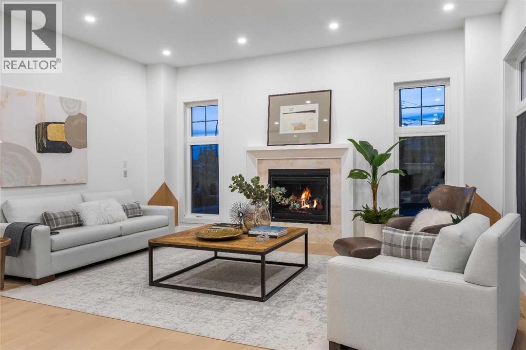 Single Family House for Sale in   Avenue NW Montgomery Calgary 