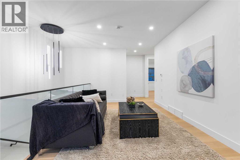 Single Family House for Sale in   Avenue NW Montgomery Calgary 