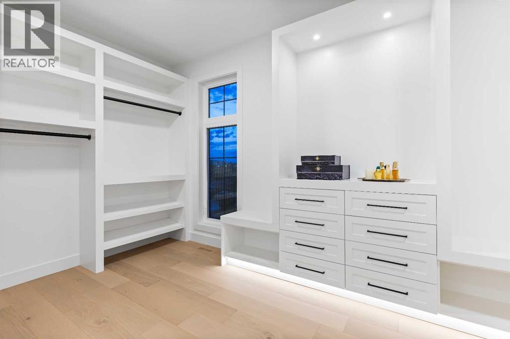 Single Family House for Sale in   Avenue NW Montgomery Calgary 
