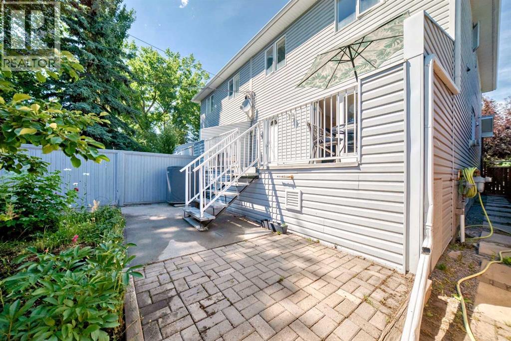 Single Family House for Sale in   Avenue NW West Hillhurst Calgary 