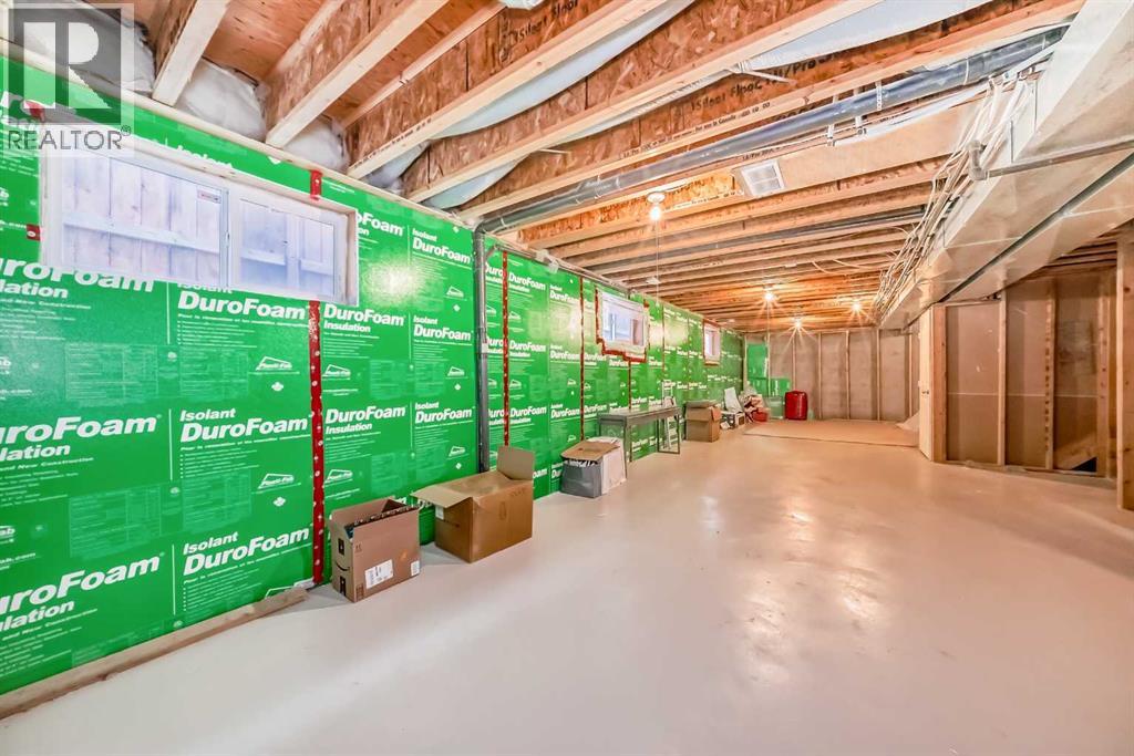 Single Family House for Sale in   Avenue NW West Hillhurst Calgary 