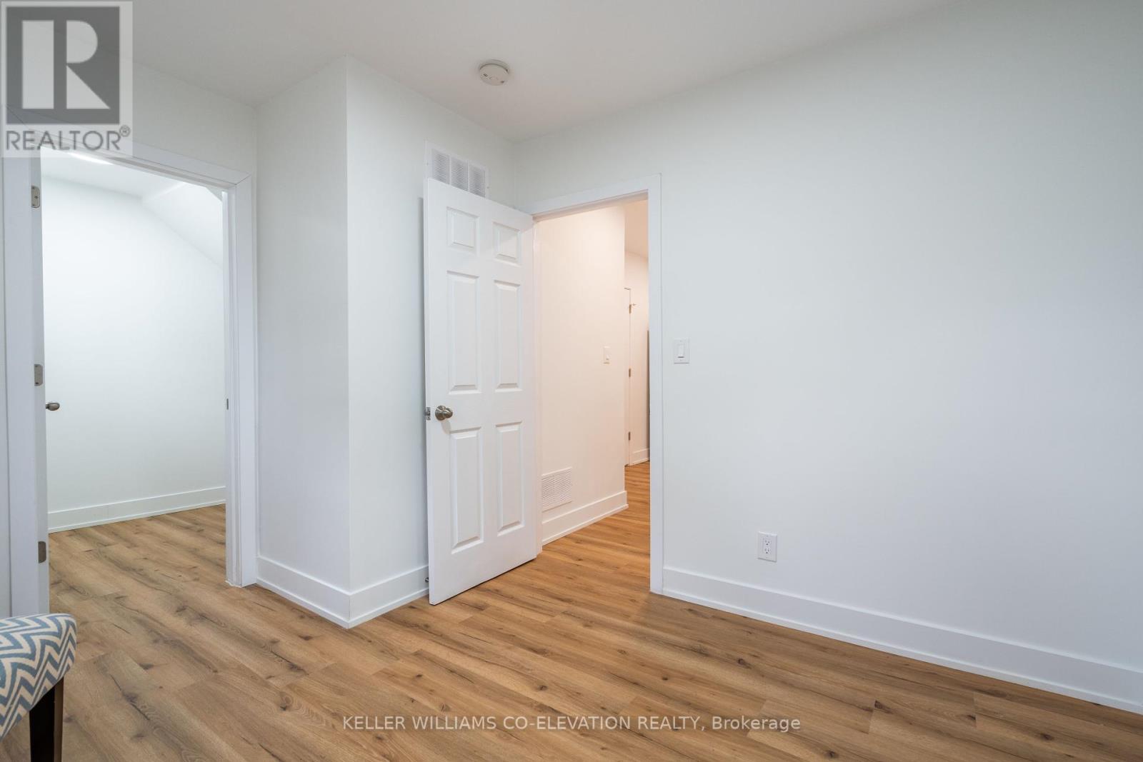 Photo 16 of 1 50 Martin Street, Thorold ON
