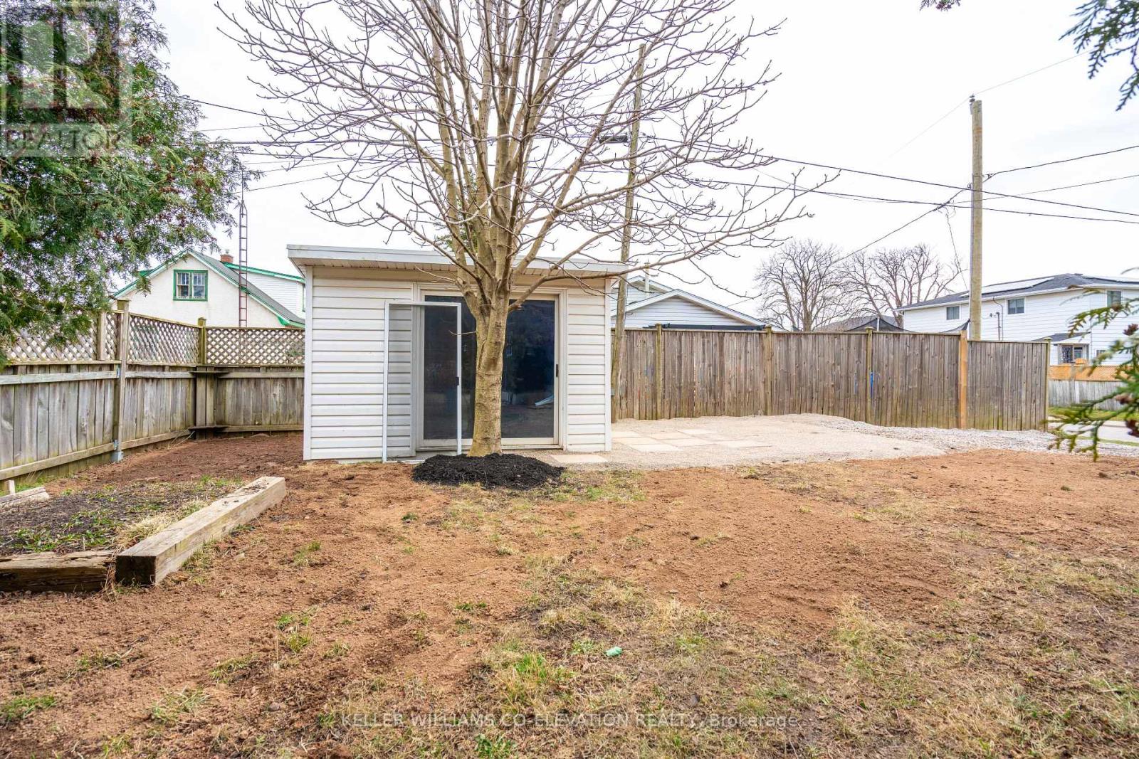 Photo 23 of 1 50 Martin Street, Thorold ON