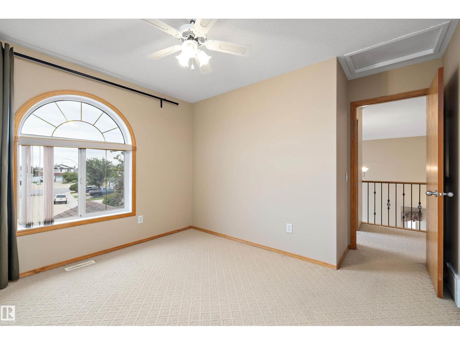Photo 30 of 16227 84 St Nw, Edmonton AB