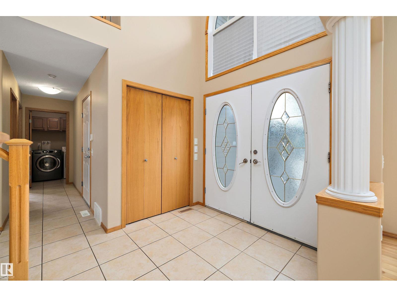 Photo 5 of 16227 84 St Nw, Edmonton AB