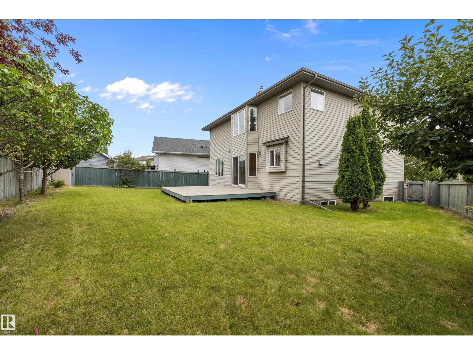 Photo 4 of 16227 84 St Nw, Edmonton AB