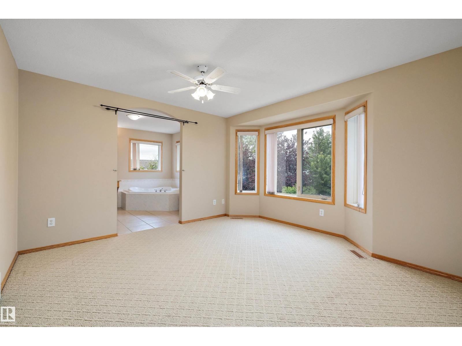 Photo 40 of 16227 84 St Nw, Edmonton AB