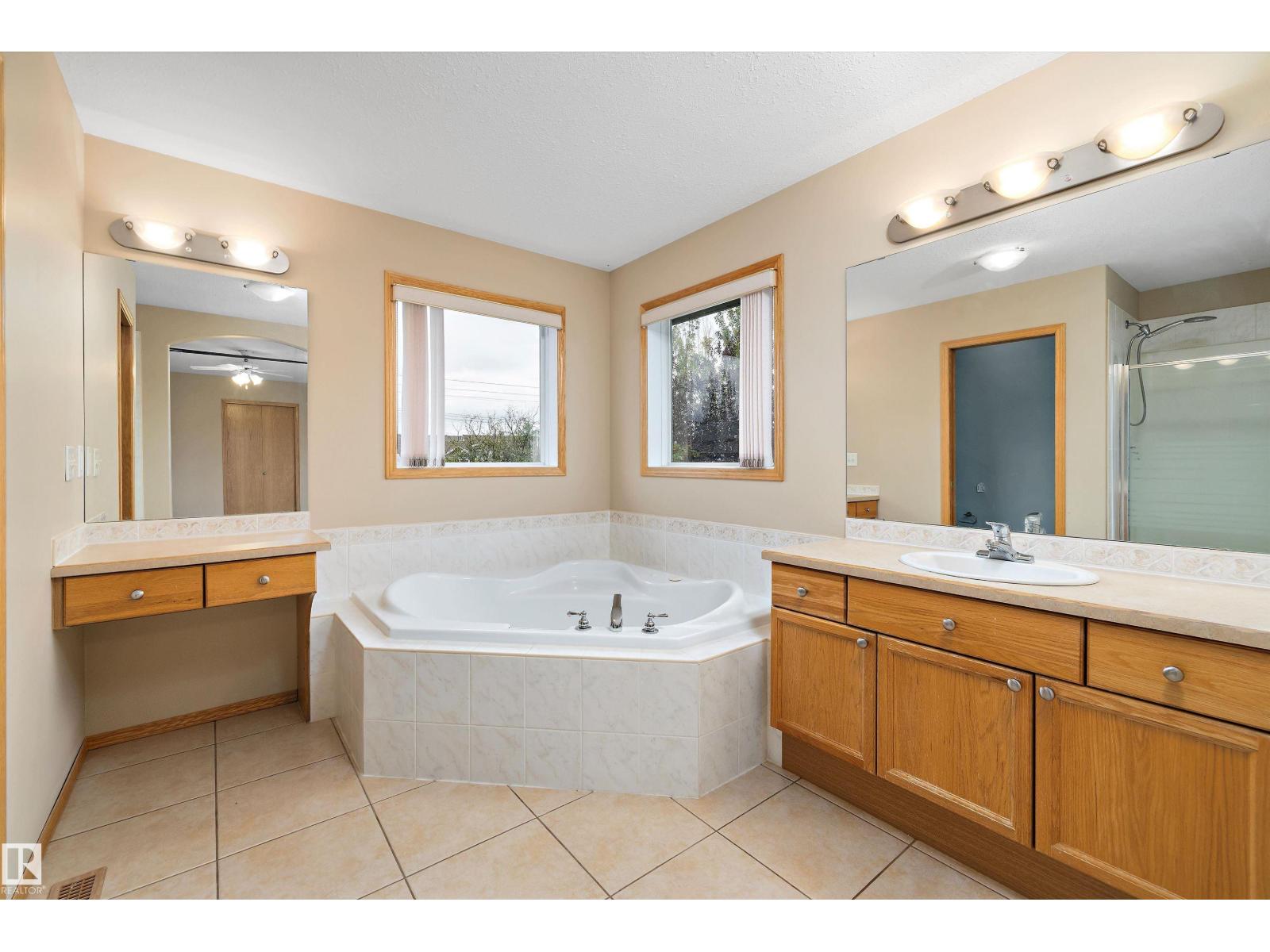 Photo 42 of 16227 84 St Nw, Edmonton AB