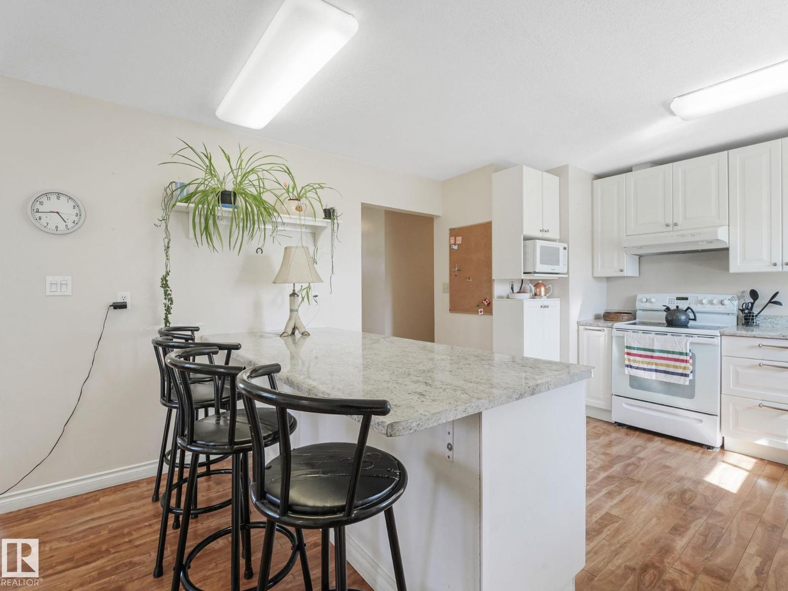 Photo 57 of 119 Willow Dr, Wetaskiwin AB