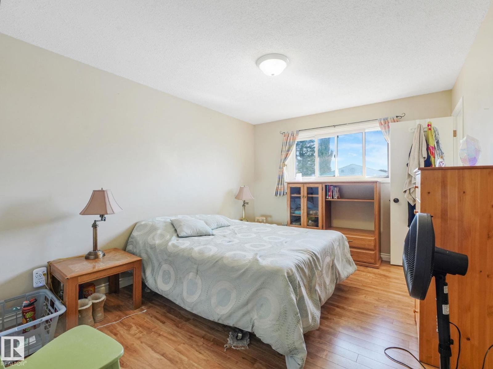 Photo 47 of 119 Willow Dr, Wetaskiwin AB