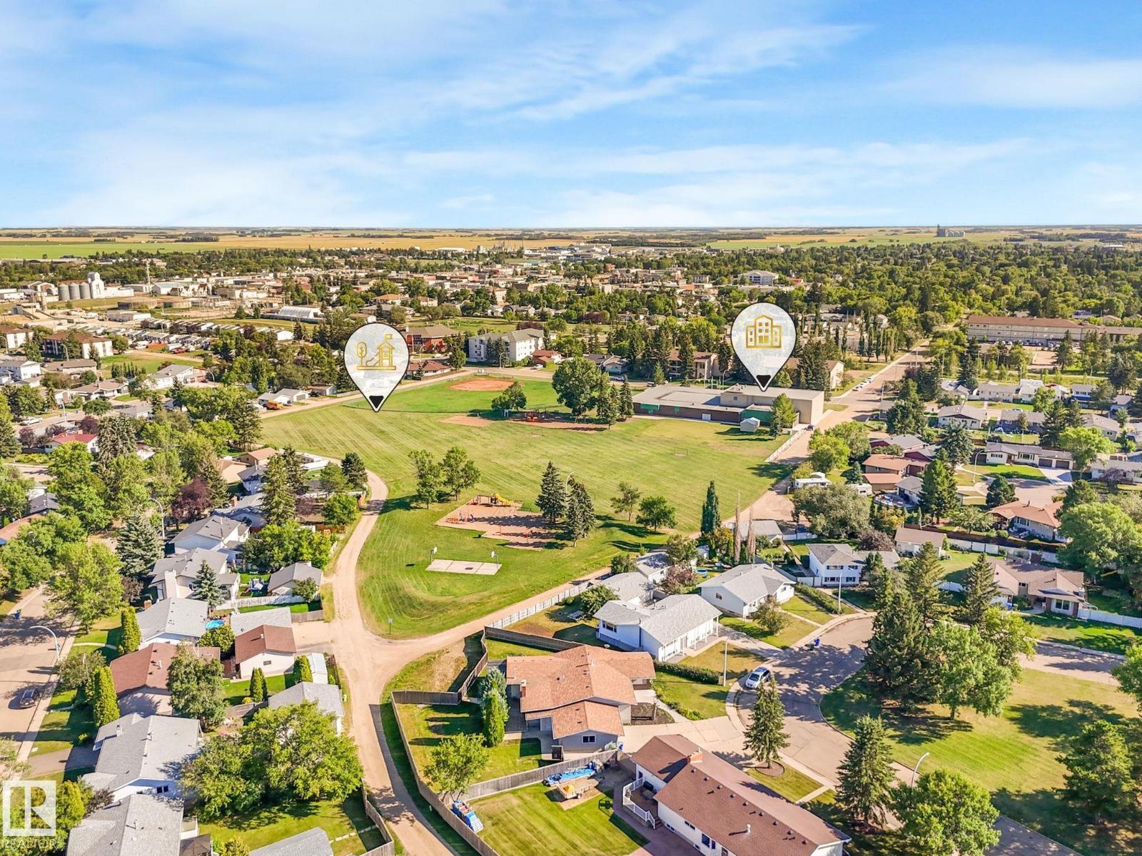 Photo 64 of 119 Willow Dr, Wetaskiwin AB
