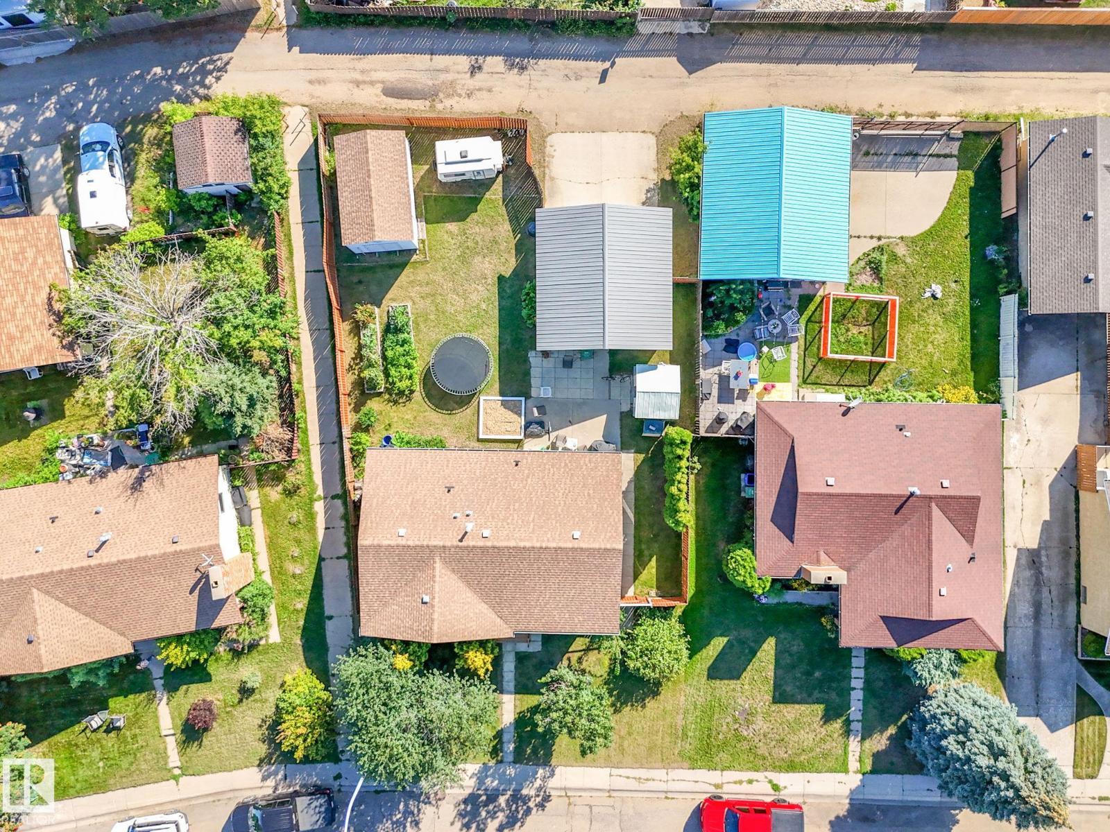 Photo 9 of 119 Willow Dr, Wetaskiwin AB