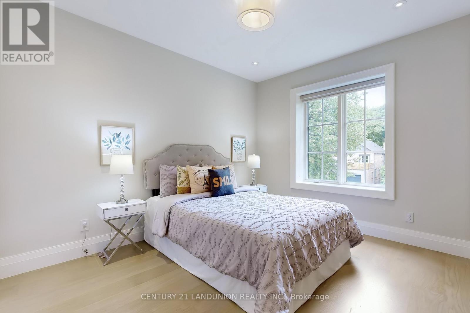 Photo 44 of 46 Elmsthorpe Avenue, Toronto ON