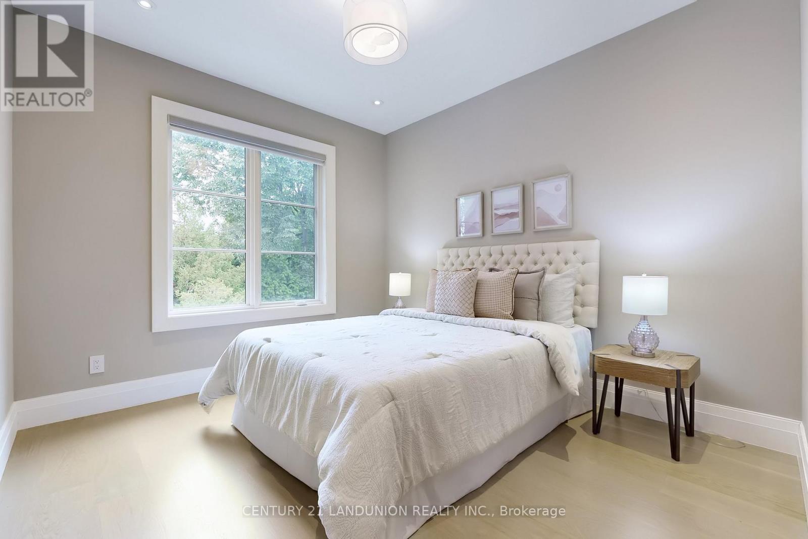 Photo 41 of 46 Elmsthorpe Avenue, Toronto ON