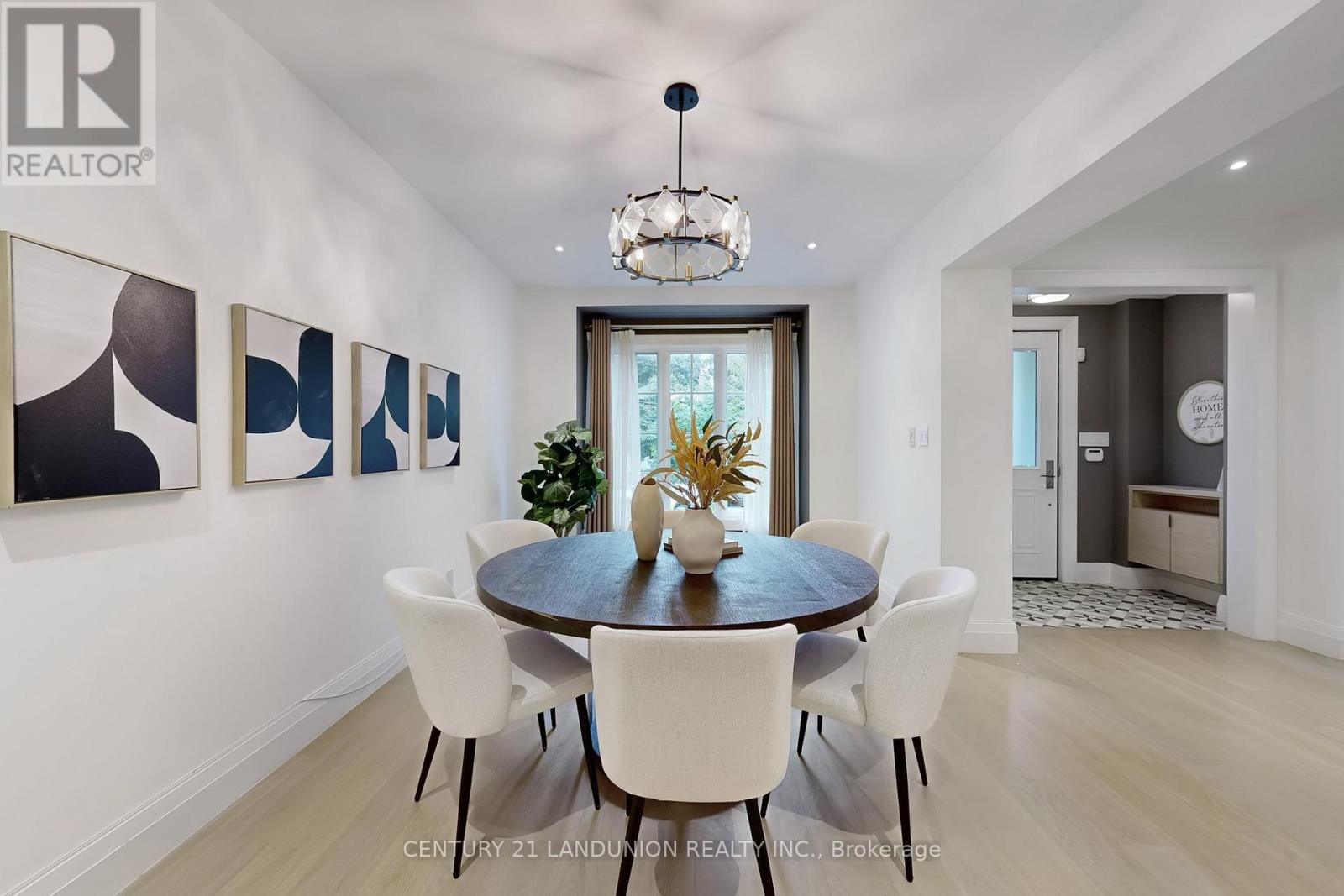 Photo 23 of 46 Elmsthorpe Avenue, Toronto ON