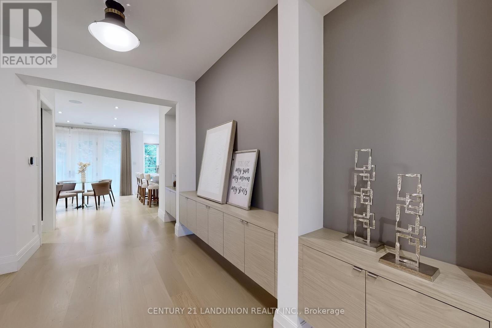 Photo 15 of 46 Elmsthorpe Avenue, Toronto ON