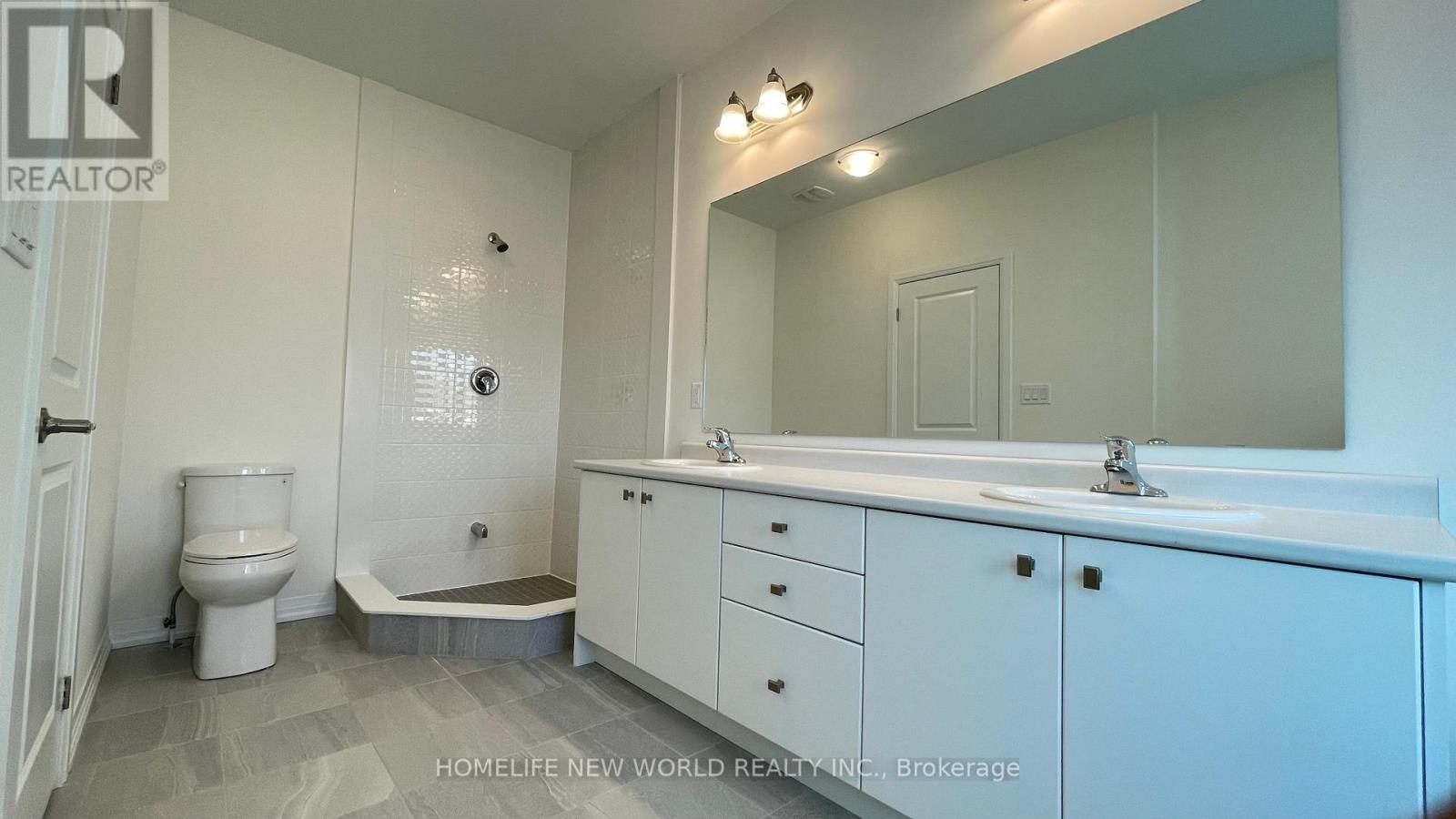 Photo 11 of 341 Coronation Road, Whitby ON