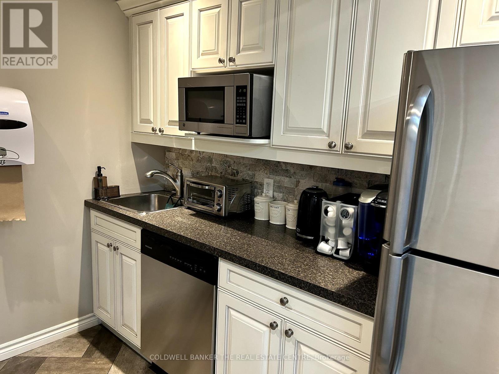 Photo 2 of 469 Kingston Road, Pickering ON