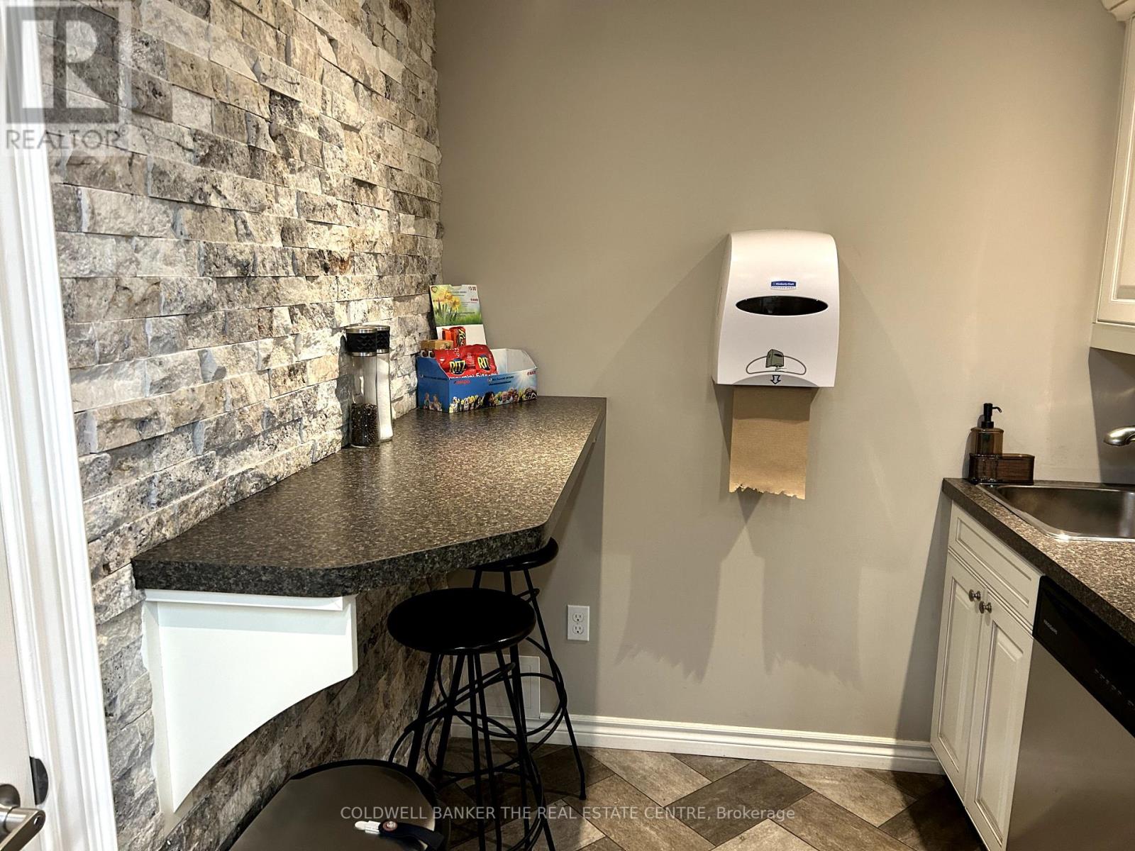 Photo 11 of 469 Kingston Road, Pickering ON