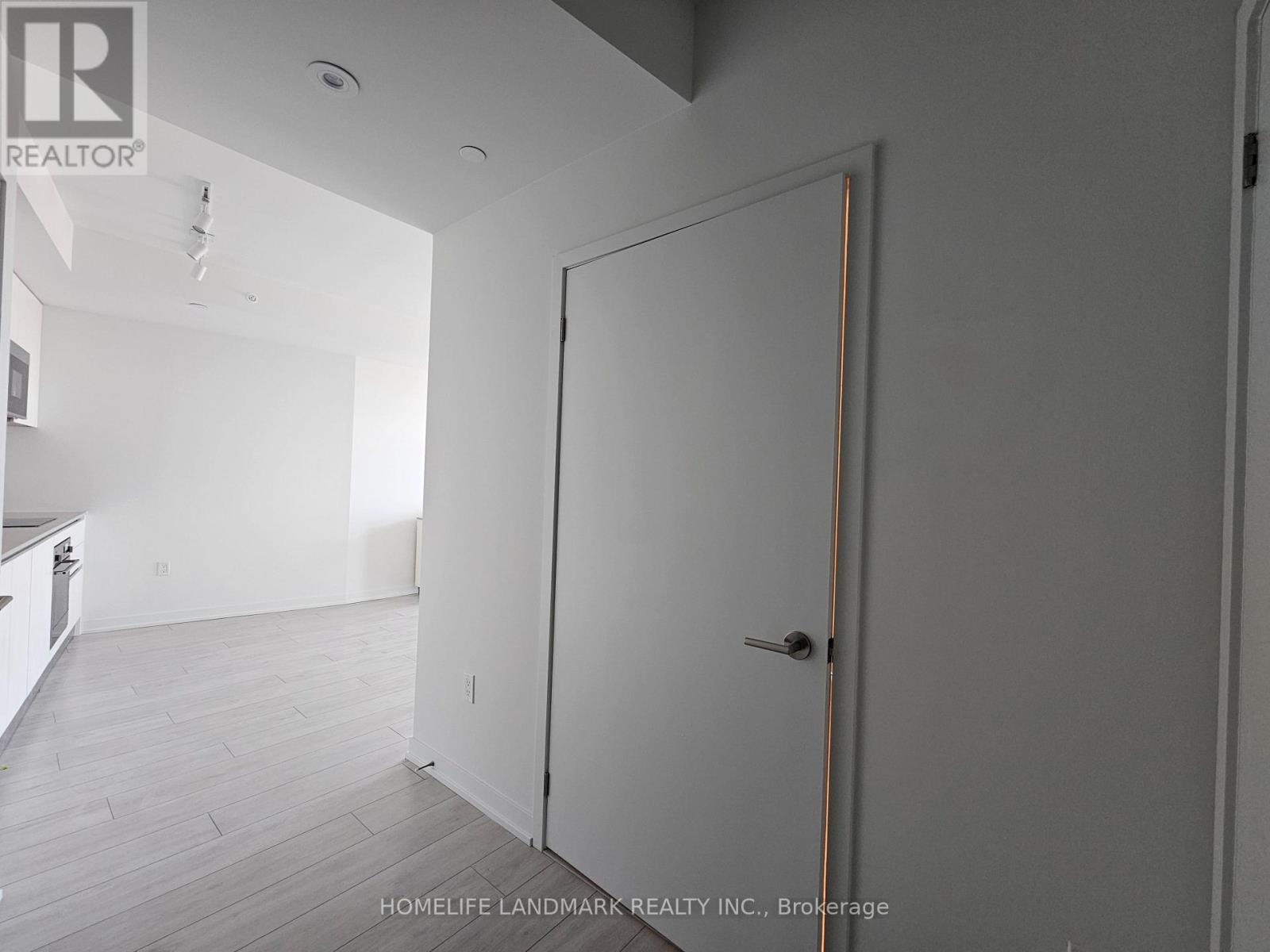 Photo 14 of 3006 39 Mary Street, Barrie ON