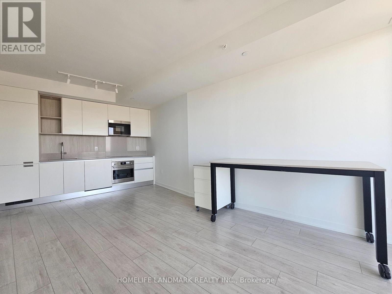 Photo 8 of 3006 39 Mary Street, Barrie ON