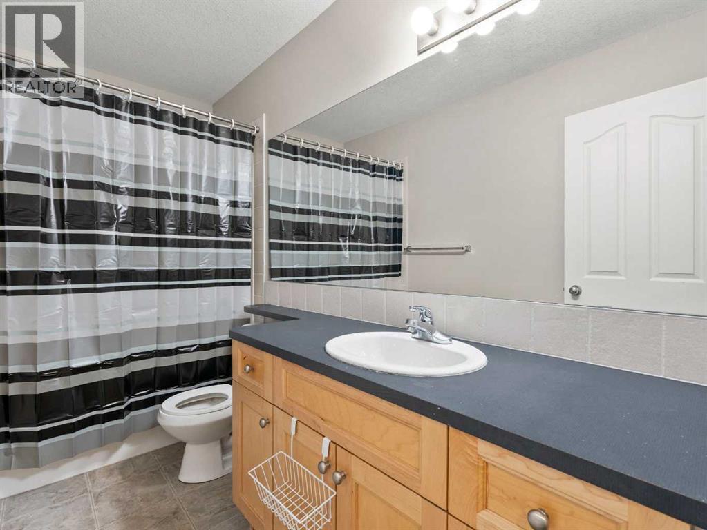 Photo 25 of 169 Cimarron Drive, Okotoks AB